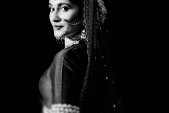 Edited in Tezza with: Focus & Grain