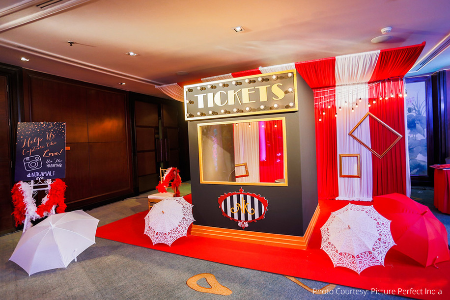 12 Photo Booth Ideas your wedding guests will love - WeddingSutra Blog